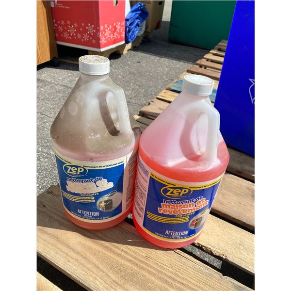 House and siding cleaner