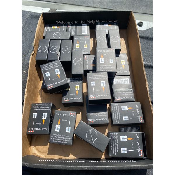 Safety candle extinguisher