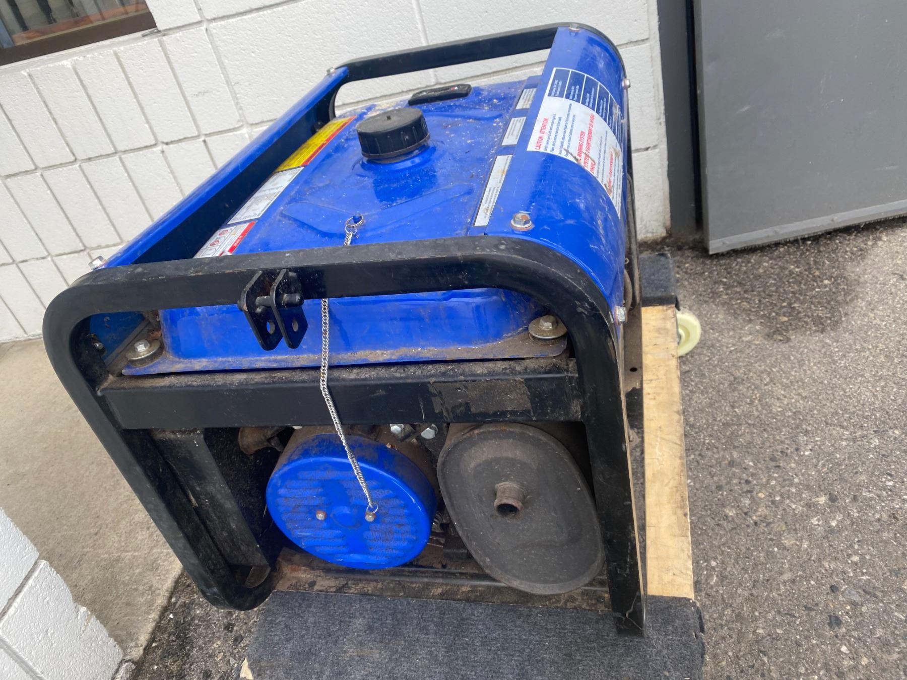 ACDelco 3500 watts /3000 running watts generator
