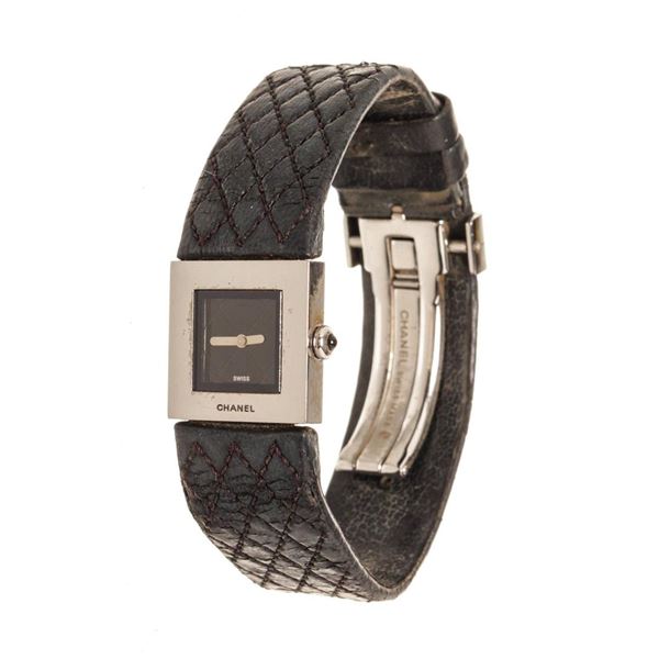 Chanel Black Leather Acier Quartz Watch