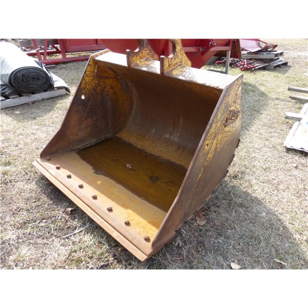 46" Bucket, Approx. 10 1/2" In Between