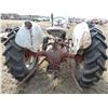 Image 10 : Ford 800 Tractor, Gas (Run's Nice) SN.40118