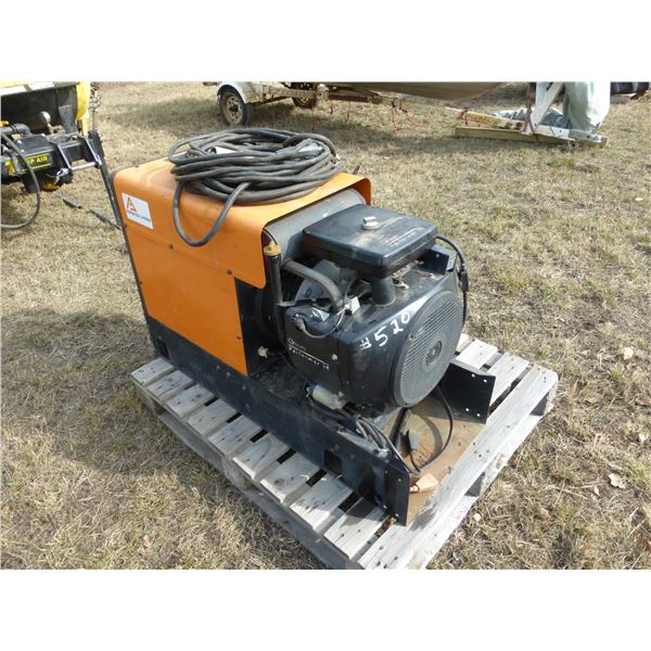 Tigercat CC/CV Welder Generator, 8000 Watt, Showing 125 hrs, (Was Running April 21st/22, Needs Batte