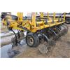 Image 9 : Eeze On 36' Cult. #3680 Model 8400 c/w Vertical Tillage Kit (Blades 85%) PH 780-656-0517