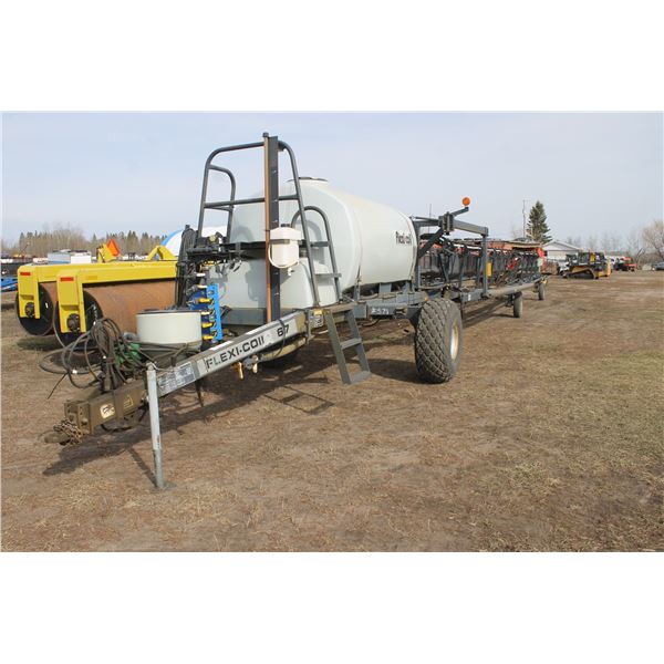 Flexicoil 67 Sprayer, Hyd Drive, Mix Tank, Windscreens, Auto Rate, 3900 litre Poly Tank, 100' Booms,