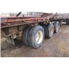 Image 3 : 1998 Max Atlas Super B's Flats c/w Bale Rigging, SN.2V9F2S221WS007943, SN.2V9F3S239WS007064