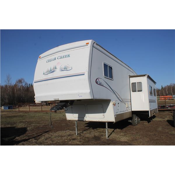 2000, 30' Cedar Creek 5th Wheel Holiday Trailer, 1- Slide, SN.4X4FCRF22YP181615, PH 780-623-0102
