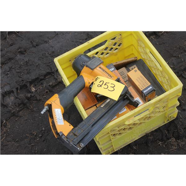 Bostitch Stapler and Staples