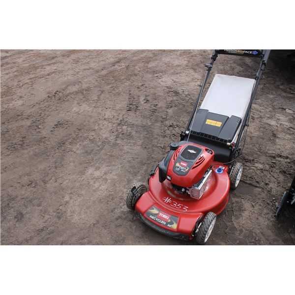 Toro 22" 7.25 HP Self Prop c/w Bagger