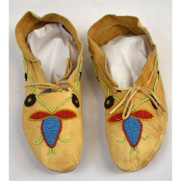 Native American Paiute Beaded Moccasins
