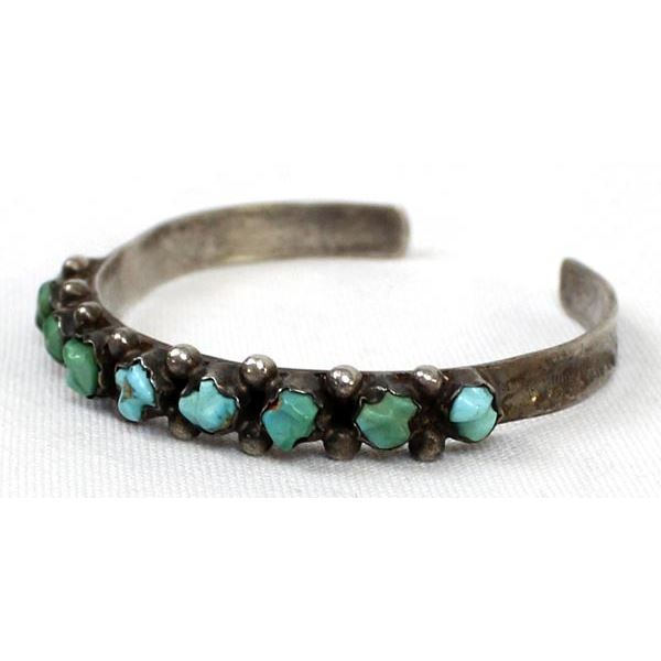 Vintage Navajo Sterling and Turquoise Bracelet