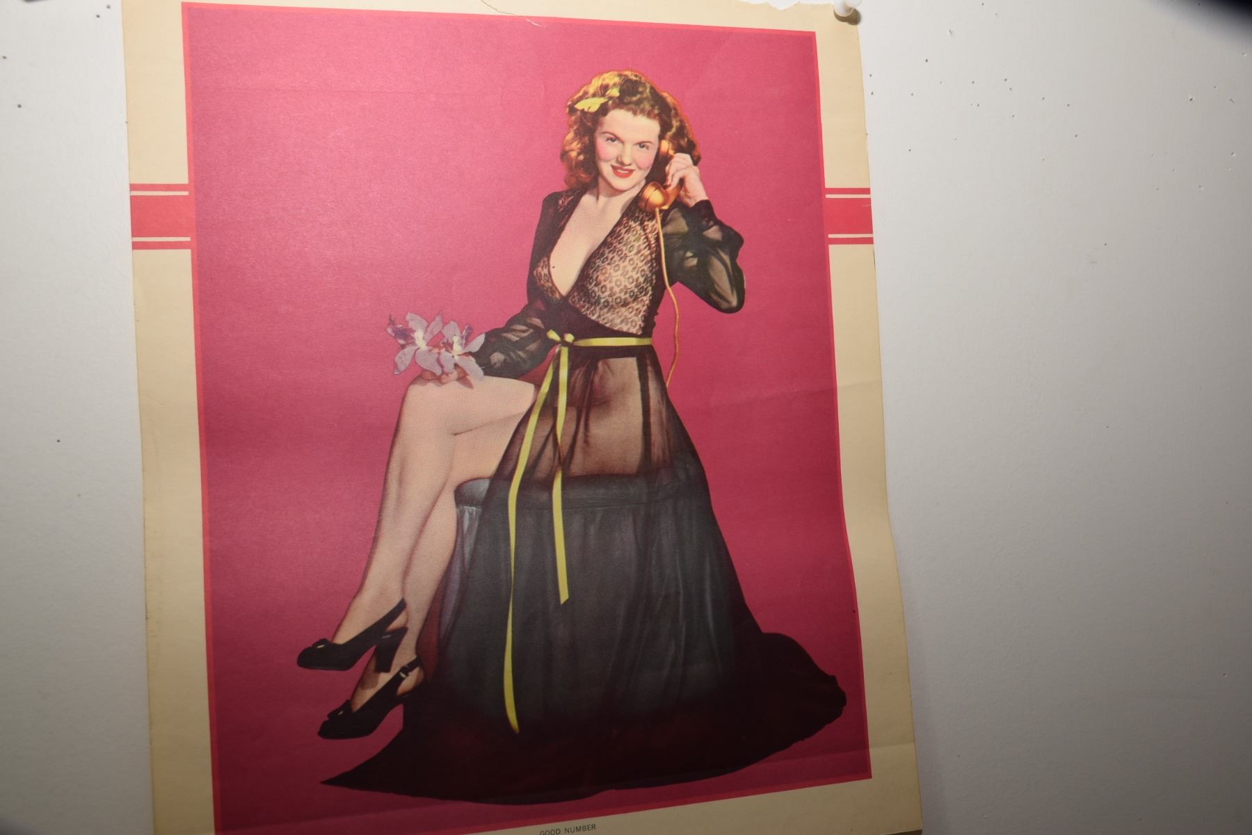 Vintage Pin up Calendar Page vintage-pin-up-calendar-page