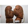 Image 1 : Antique Winnwell boxing gloves