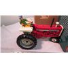 Image 2 : ERTL collectibles Fox Fire Farm Farmall Turbo 1206 tractor w/ figurine 1:16
