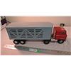Image 3 : ERTL transtar II semi-cattle hauler metal 21" long