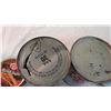 Image 3 : (2) Cardboard cans w/ mis tin plastic motor oil