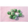 Image 3 : (9) green n white marbles