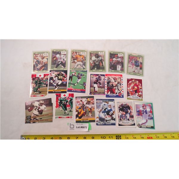 (19) Random football cards