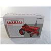 Image 5 : ERTL Farmall 140 Tractor "the replica" - 1:16