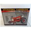 Image 7 : SpecCast IH Farmall 450 Gas Tractor - 1:16