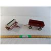 Image 1 : International Tractor (2) Trailer attachments - 1:16