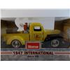 Image 2 : 1947 International Pickup - Home Hardware - 1:25