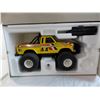 Image 4 : Radio Shack All Terrain 4x4 remote control toy truck