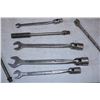 Image 2 : Wrenches/tools