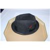 Image 5 : Vintage Biltmore Hats (2)