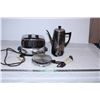 Image 1 : Vintage toaster,coffee pot,burner