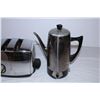 Image 4 : Vintage toaster,coffee pot,burner
