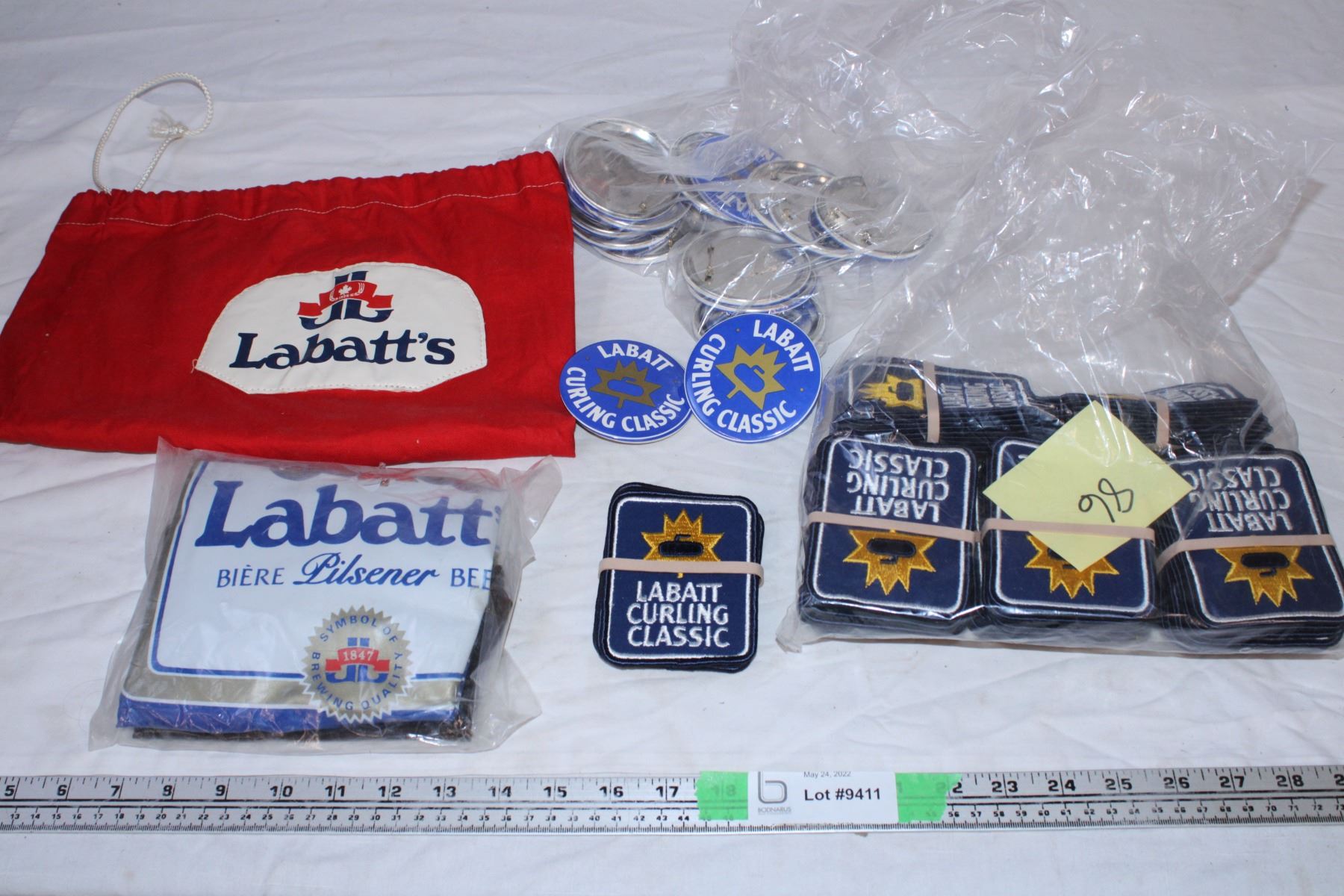 Labattβs beer merch,Curling buttons,badges
