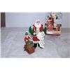 Image 5 : Fabric mache santa
