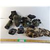 Image 1 : Paintball gunning equipment, masks