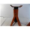Image 2 : (2) Vintage jack stands