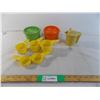 Image 1 : Tupperware measuring cups and small containers