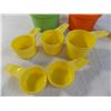 Image 2 : Tupperware measuring cups and small containers