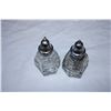 Image 3 : Crystal salt & Pepper Shakers