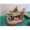 Image 4 : Billiards Decor: Pool Game Figurines, Wall Hangings, Trinket Boxes, Ashtrays, etc