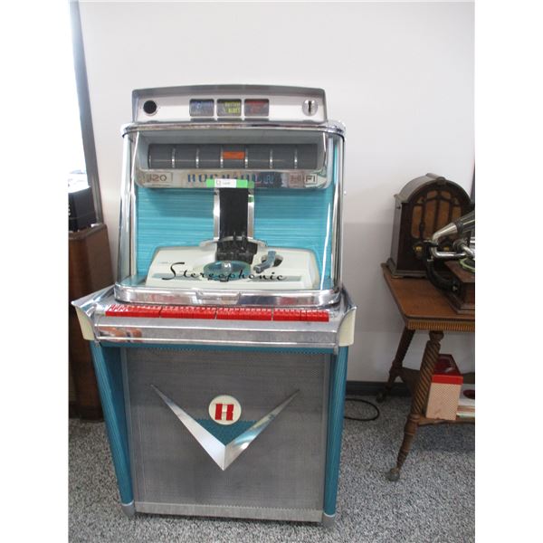 Stereophonic 120 Tempo Rock-ola Hifi Jukebox - on castors
