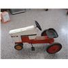Image 1 : Case Pedal Tractor