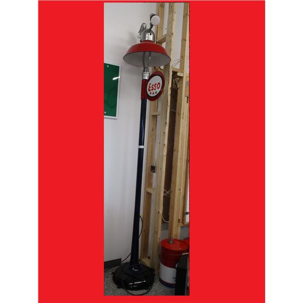 Esso Pole Lamp with shade - working (heavy base)