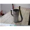 Image 3 : Canco oil container