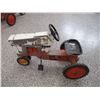Image 2 : Case pedal tractor