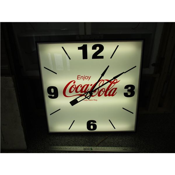 Coca-Cola clock - working - 38x38
