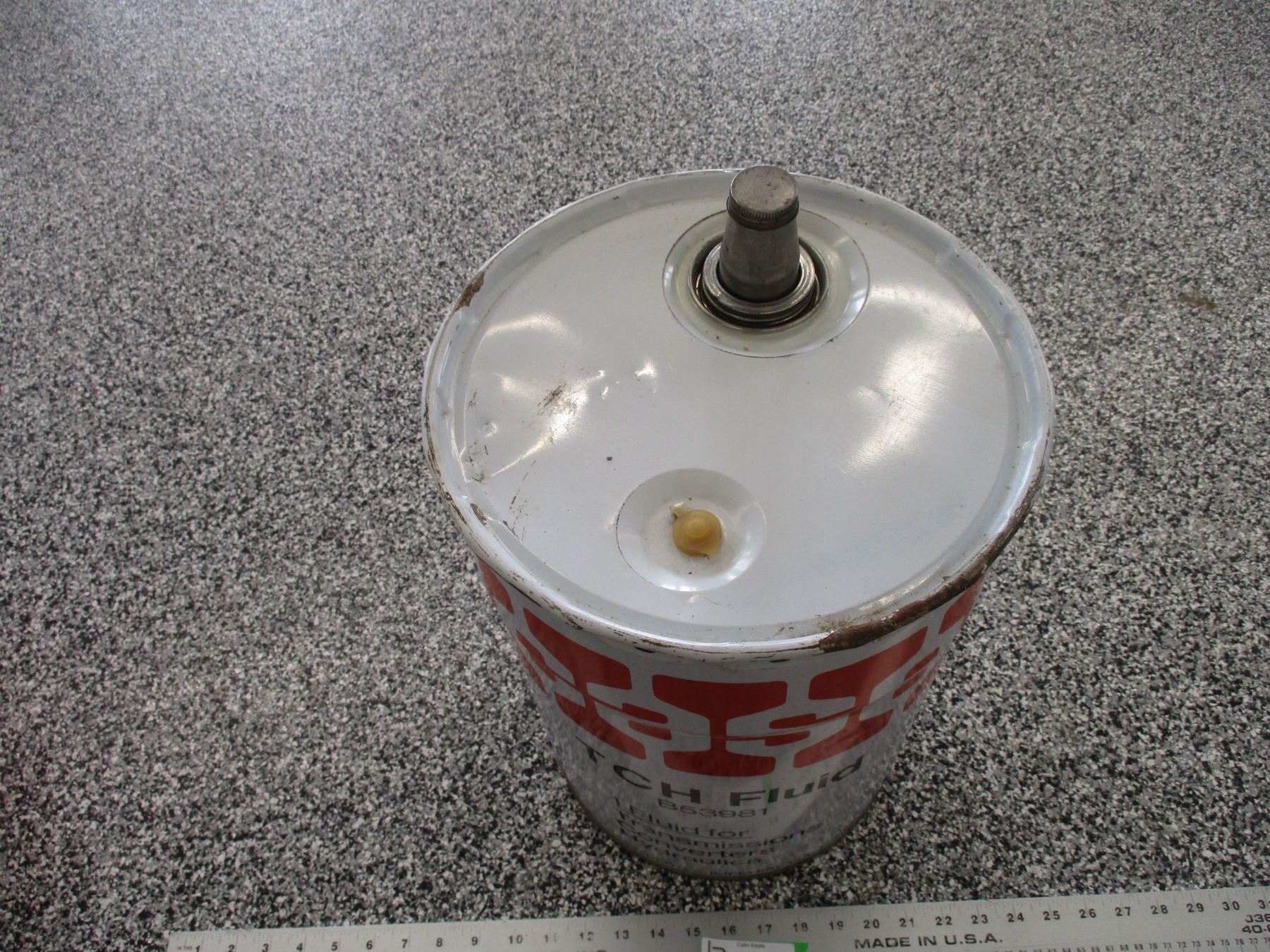 Case TCH Fluid 5 gallon metal pail Bodnarus Auctioneering