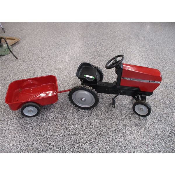 Case 7250 Pedal Tractor with wagon