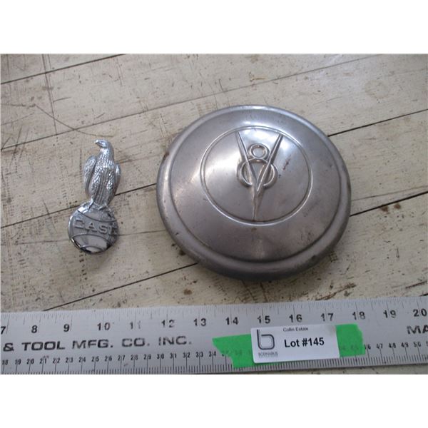 Case Emblem + V8 Hubcap
