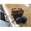 Image 1 : Bell + Howell 10x50 Binoculars with case