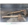 Image 1 : Miner pick with hatchet